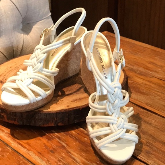 ANTONIO MELANI Shoes - Antonio Melani  Size 8 Wedge